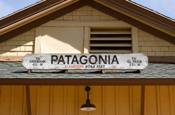 Patagonia AZ Sign